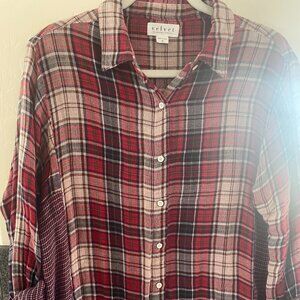 Velvet by Graham & Spencer Women's Yana Red Plaid with Side Pockets Shirt Size M